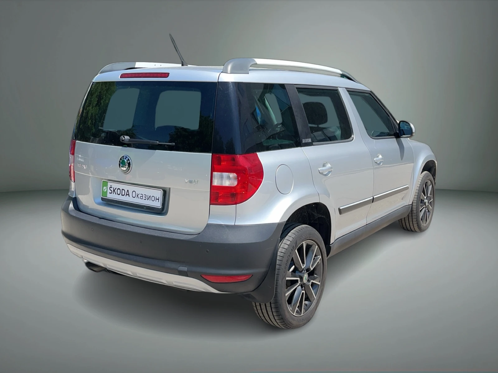 Skoda Yeti 2, 0 TDI 6DSG 4X4, снимка 5 - Автомобили и джипове - 54978279