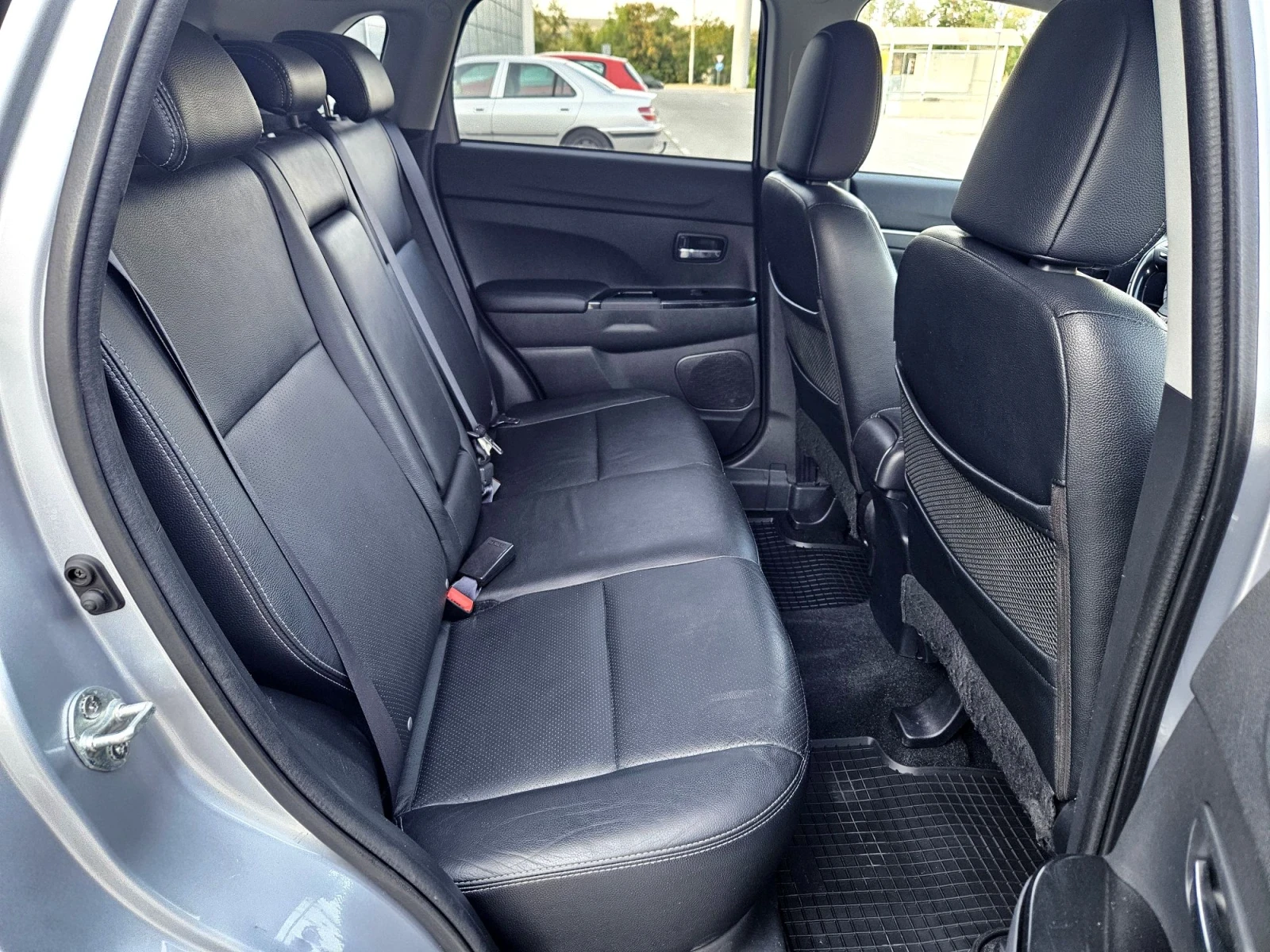Peugeot 4008 1.8 4х4 ВСИЧКИ ЕКСТРИ, снимка 10 - Автомобили и джипове - 55934130