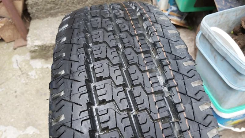 Гуми Летни 215/70R15, снимка 3 - Гуми и джанти - 29260394