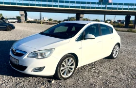 Opel Astra  J 1.4 Turbo, 2011г, 154 600km,  Cosmo , снимка 1