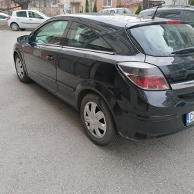 Opel Astra, снимка 3 - Автомобили и джипове - 41569827