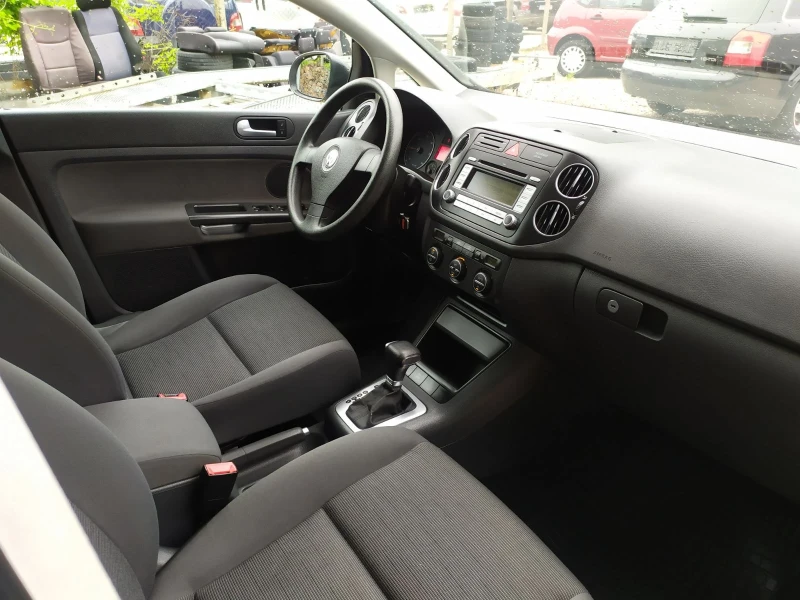 VW Golf Plus TDI Automat, снимка 6 - Автомобили и джипове - 47782105