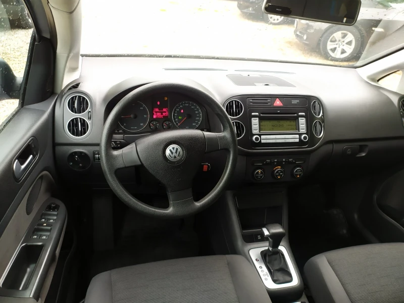 VW Golf Plus TDI Automat, снимка 5 - Автомобили и джипове - 47782105