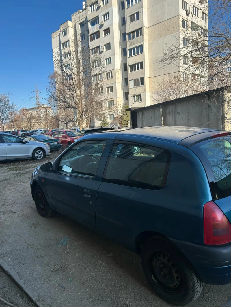 Renault Clio, снимка 3 - Автомобили и джипове - 49039029