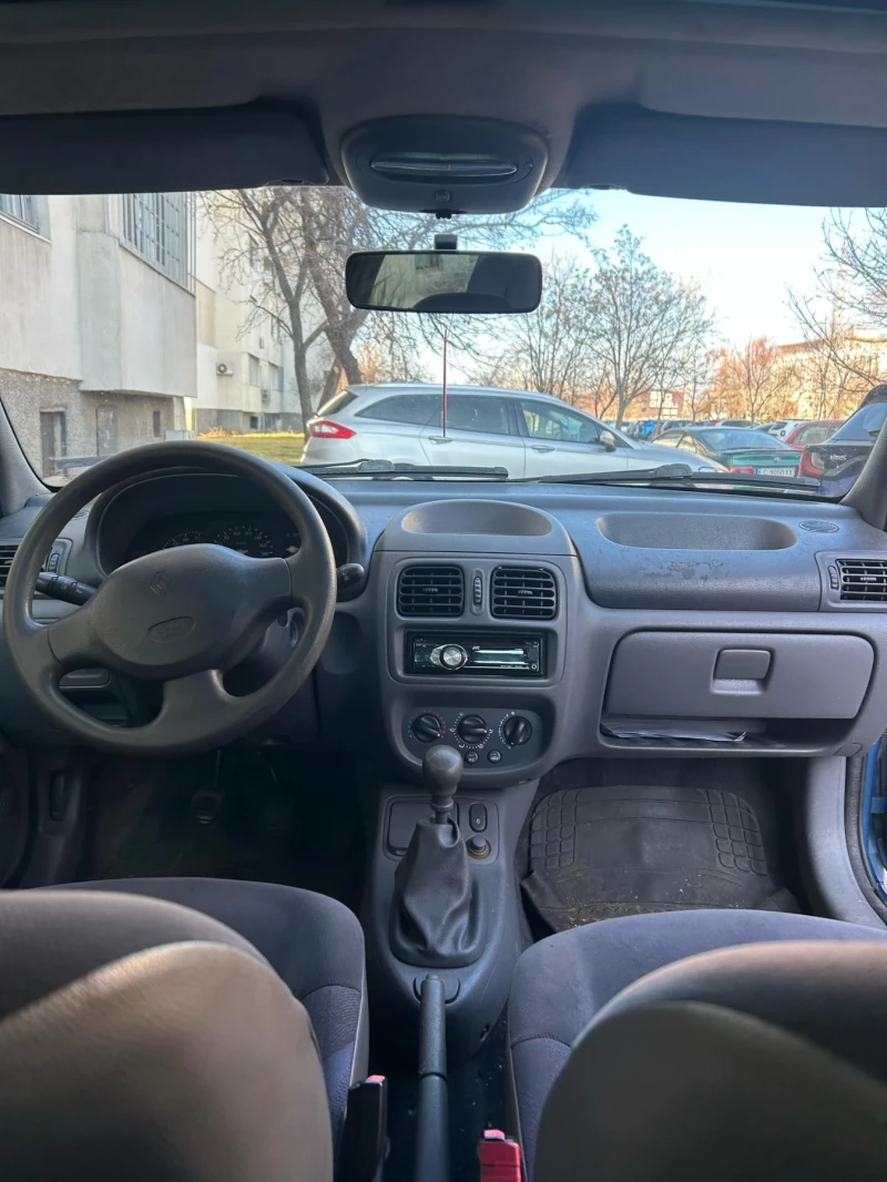 Renault Clio, снимка 8 - Автомобили и джипове - 49039029