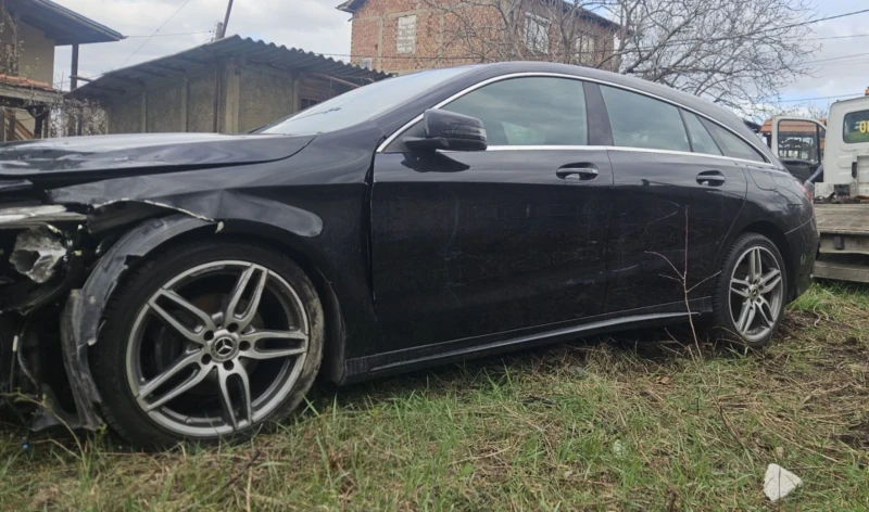 Mercedes-Benz CLA 180 На части, снимка 4 - Автомобили и джипове - 50608555