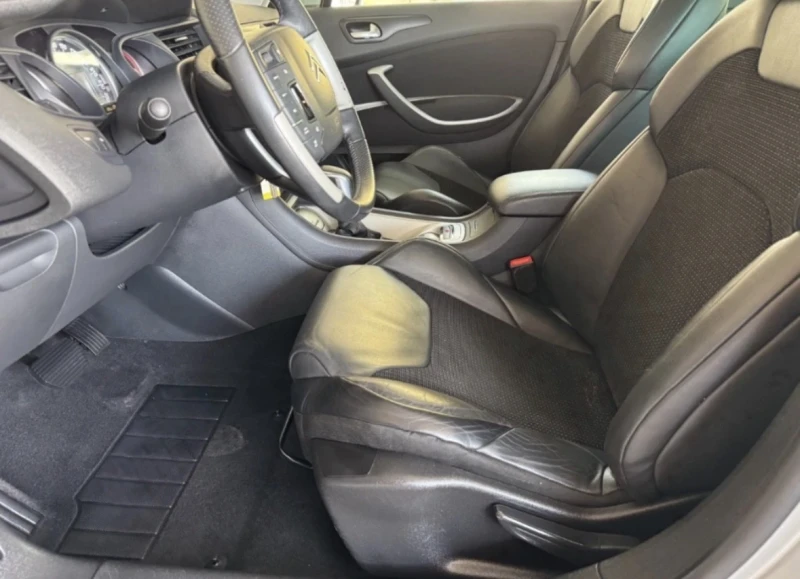 Citroen C5 1, 6 THP TURBO* FACELIFT* КОЖА* НАВИГАЦИЯ* EURO 5, снимка 13 - Автомобили и джипове - 51026282