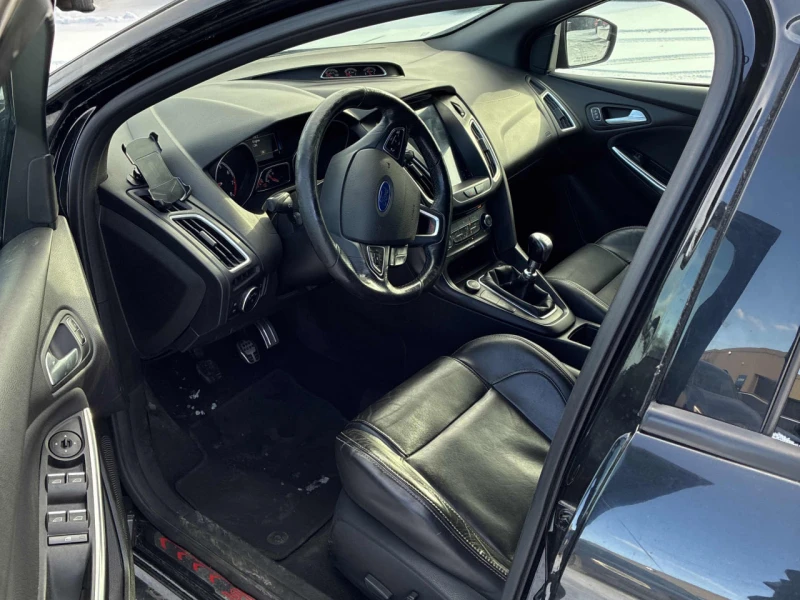 Ford Focus ST* CARFAX* АВТОФИНАНС* БЕЗ ПЪРВОНАЧАЛНА ВНОСКА* , снимка 4 - Автомобили и джипове - 52684719