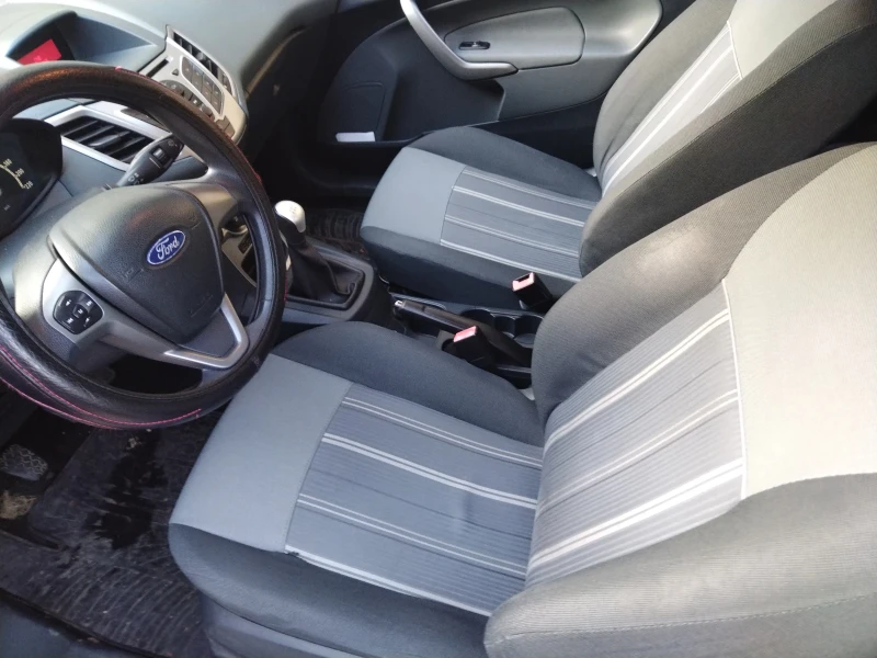 Ford Fiesta, снимка 2 - Автомобили и джипове - 52833136