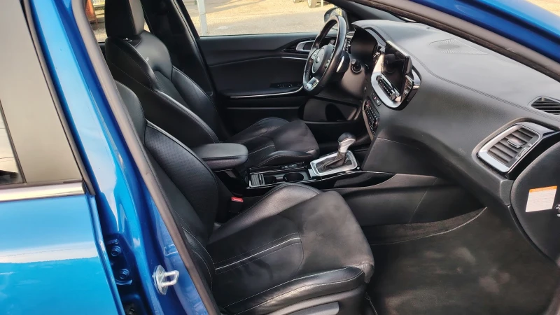 Kia Ceed 1, 6crdi, Mild-Hybrid, GT-Line Premium, снимка 9 - Автомобили и джипове - 52860366
