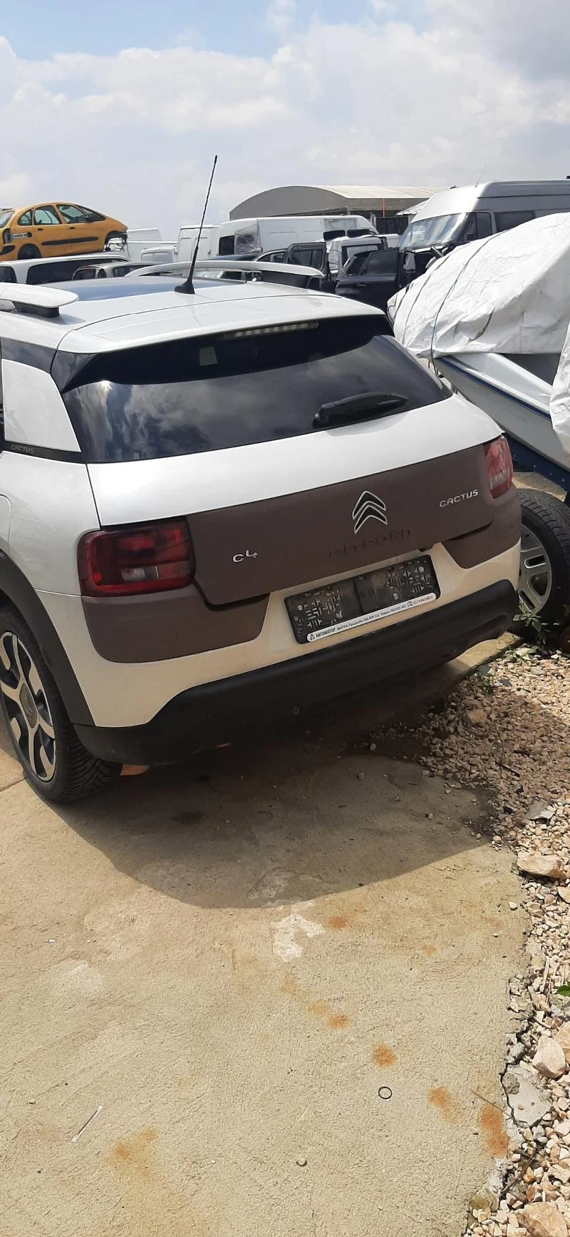 Citroen C4 Cactus 1.6 HDI, снимка 3 - Автомобили и джипове - 33316344