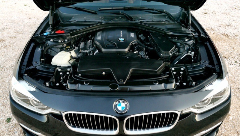 BMW 320 D xDrive Luxury line 4x4, снимка 7 - Автомобили и джипове - 46411316