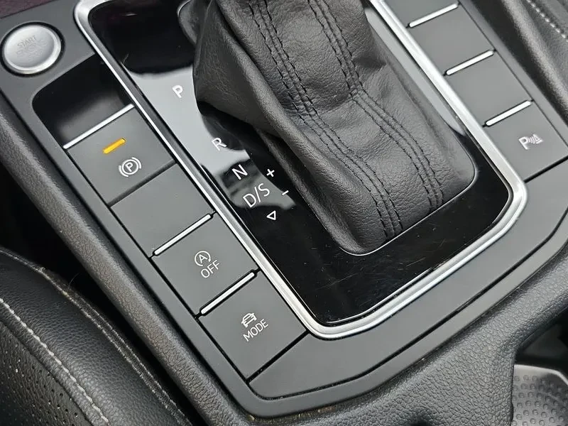 VW Jetta 7Th Generation 1.4 Tsi Prestige, снимка 17 - Автомобили и джипове - 55221737