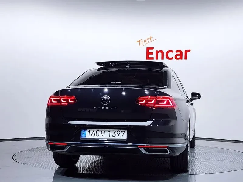 VW Passat 2.0 Tdi Prestige - САМО 30% АВАНС, снимка 4 - Автомобили и джипове - 55483447