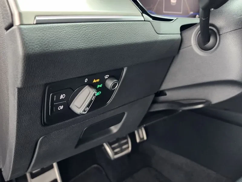 VW Passat 2.0 Tdi Prestige - САМО 30% АВАНС, снимка 14 - Автомобили и джипове - 55483447