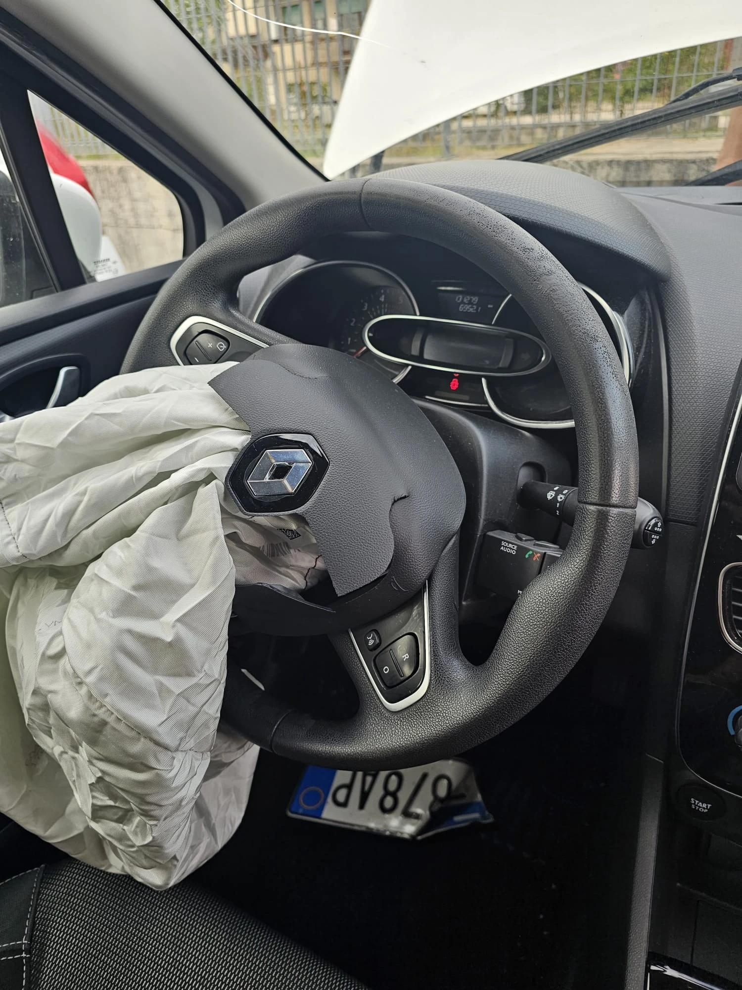 Renault Clio 1.5DCI Тип K9K E6 | Mobile.bg — изображение 15