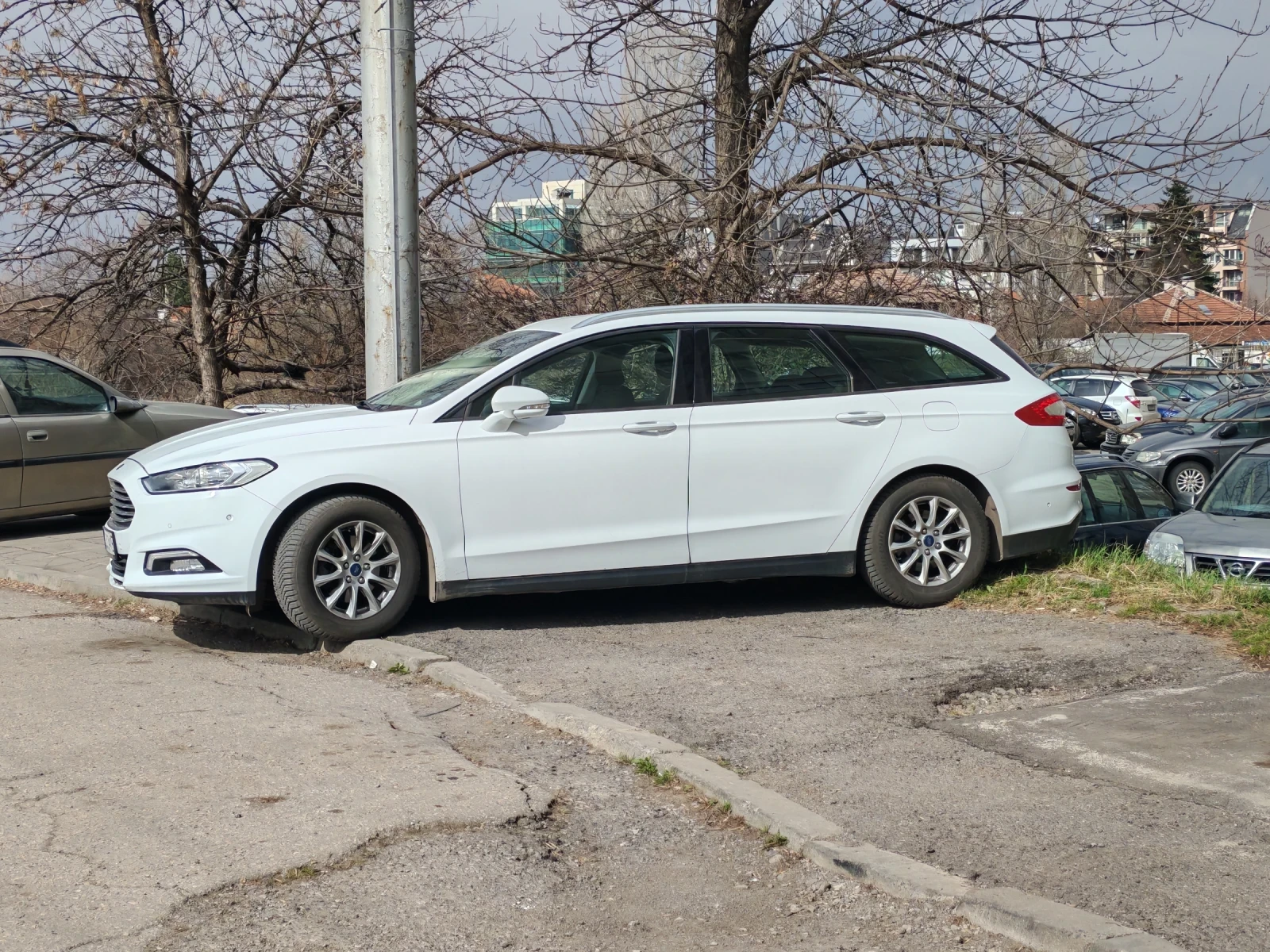 Ford Mondeo  - изображение 6