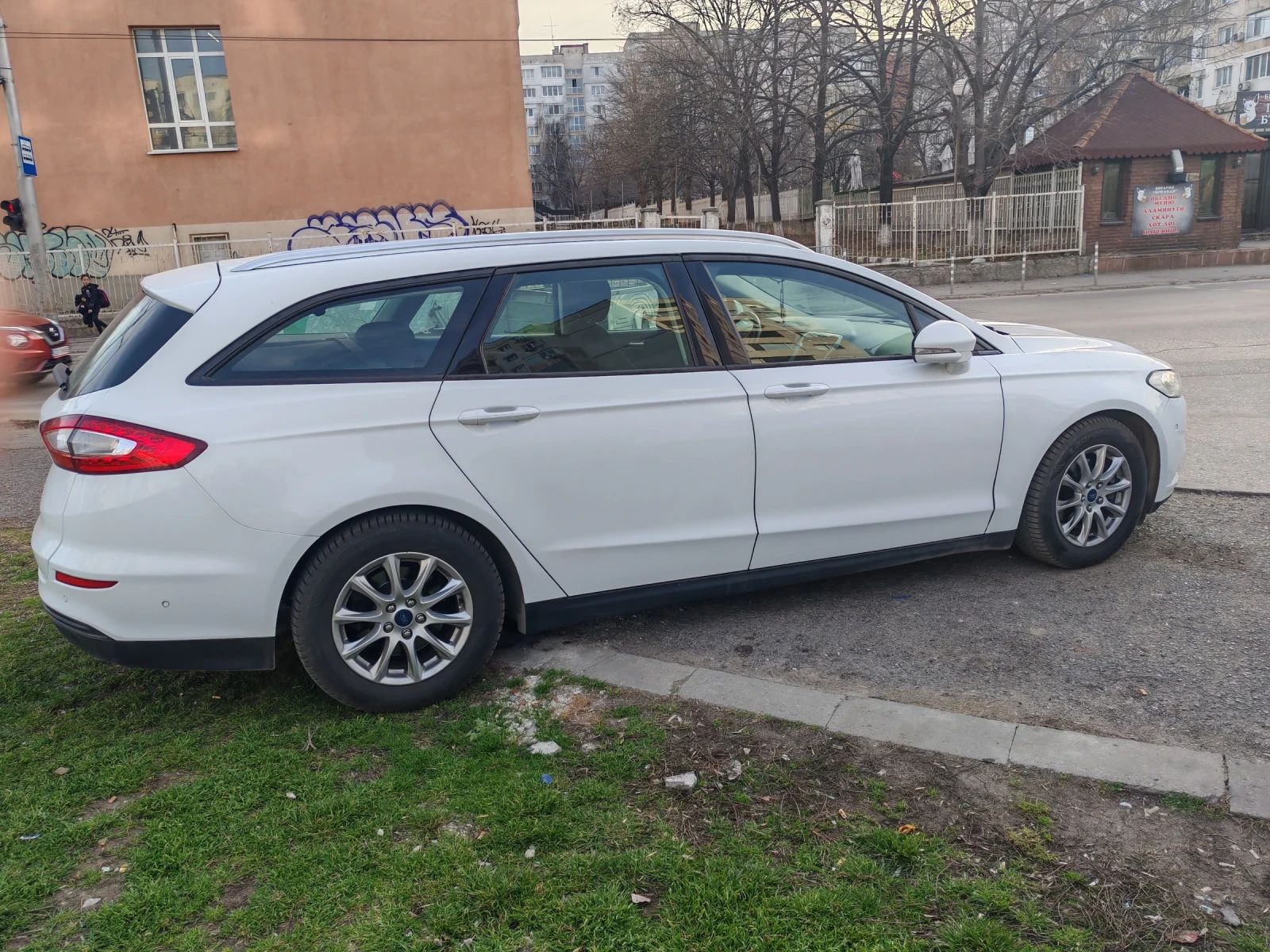 Ford Mondeo  - изображение 7
