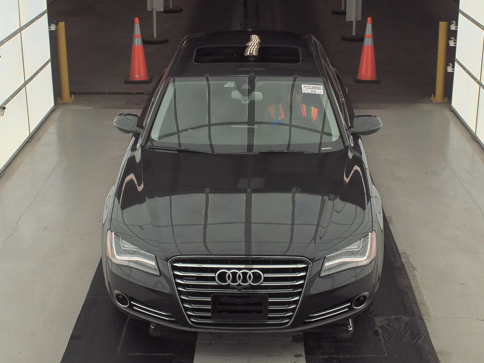 Audi A8 4.0 L* DISTRONIK* МАСАЖ* 360* АЛКАНТАРА* NIGHT* FU - изображение 2