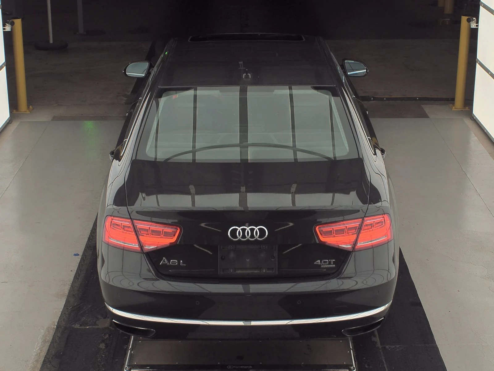 Audi A8 4.0 L* DISTRONIK* МАСАЖ* 360* АЛКАНТАРА* NIGHT* FU - изображение 5