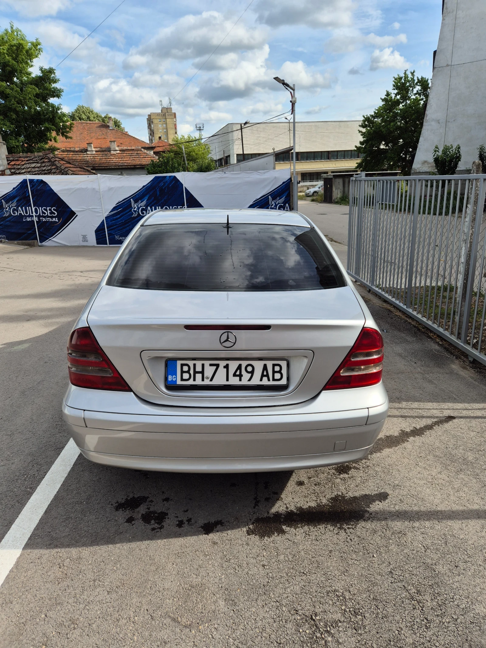 Mercedes-Benz C 220  - изображение 4