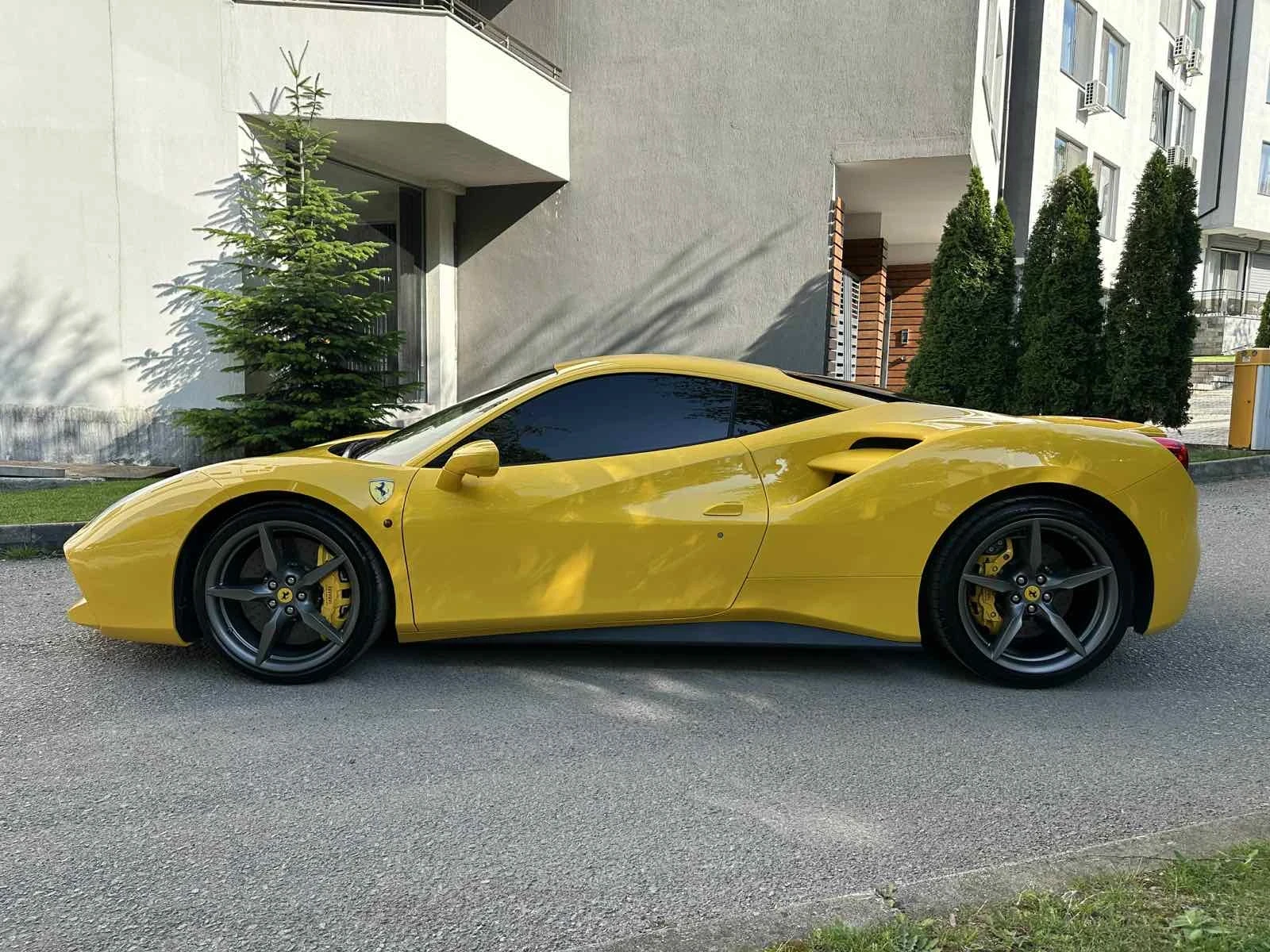 Ferrari 488 GTB/3.9/V8/BiTurbo/НАЛИЧЕН!!! - изображение 8
