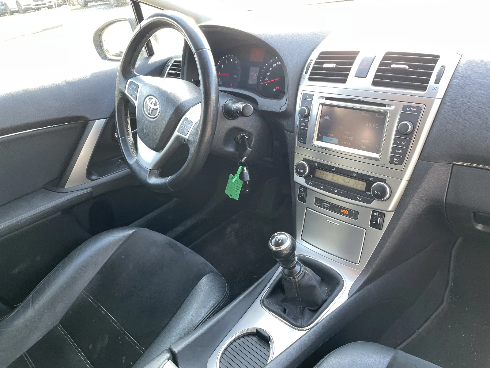 Toyota Avensis 1.8 VVT-i | АЛ КАНТАРА | С ГАРАНЦИЯ  - изображение 10