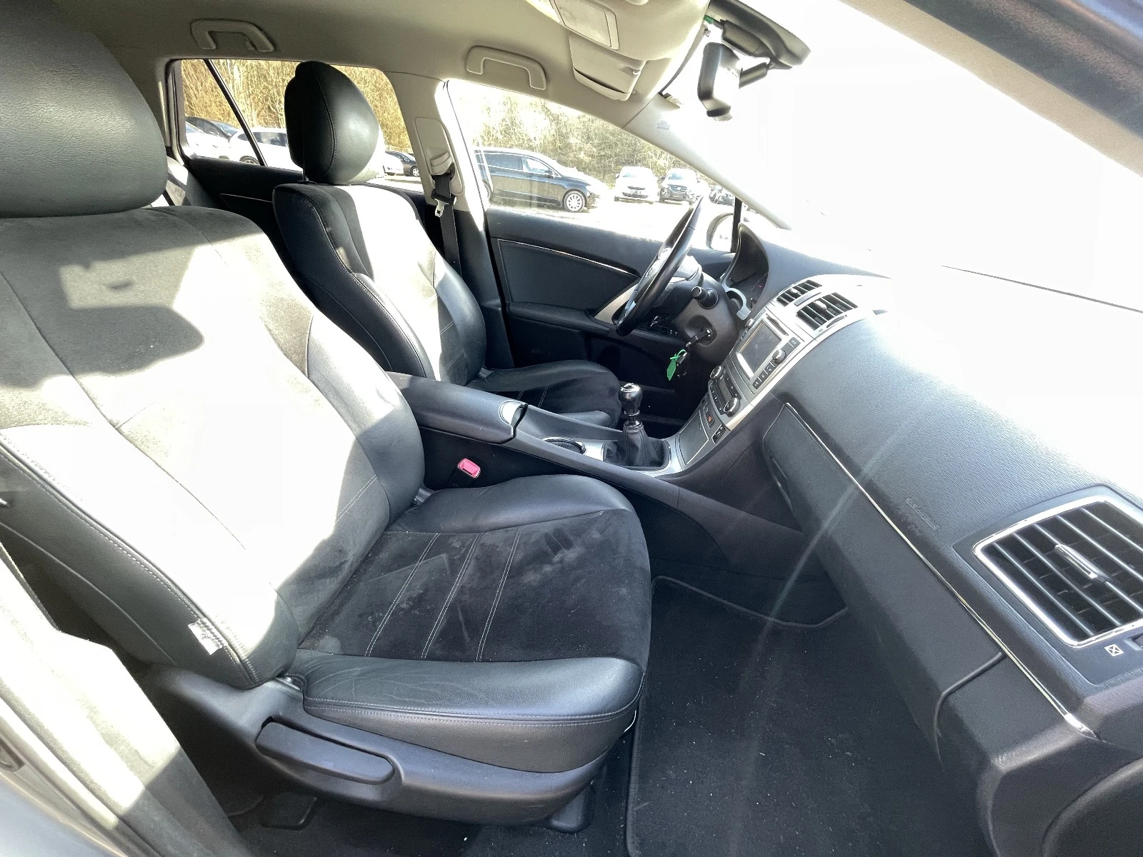 Toyota Avensis 1.8 VVT-i | АЛ КАНТАРА | С ГАРАНЦИЯ  - изображение 9