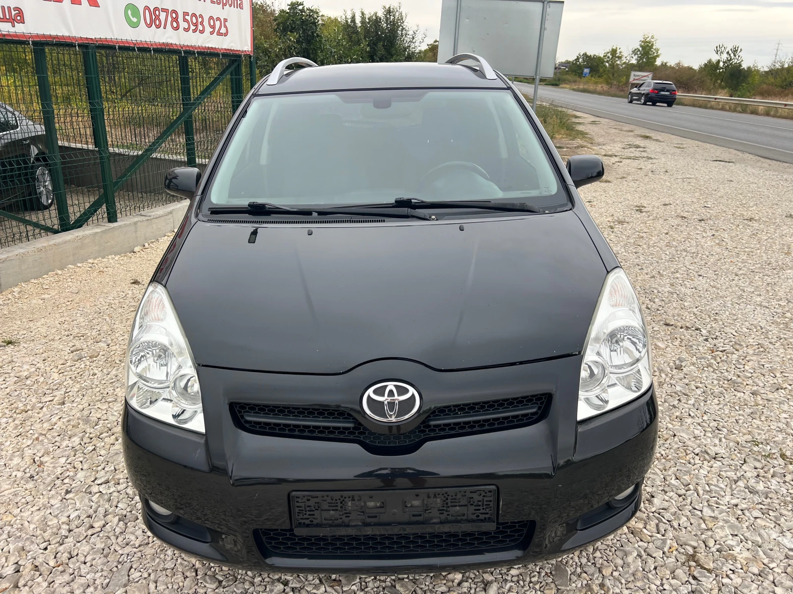 Toyota Corolla verso 2.2D4D/136p.s-Facelift/7 mesten - изображение 5