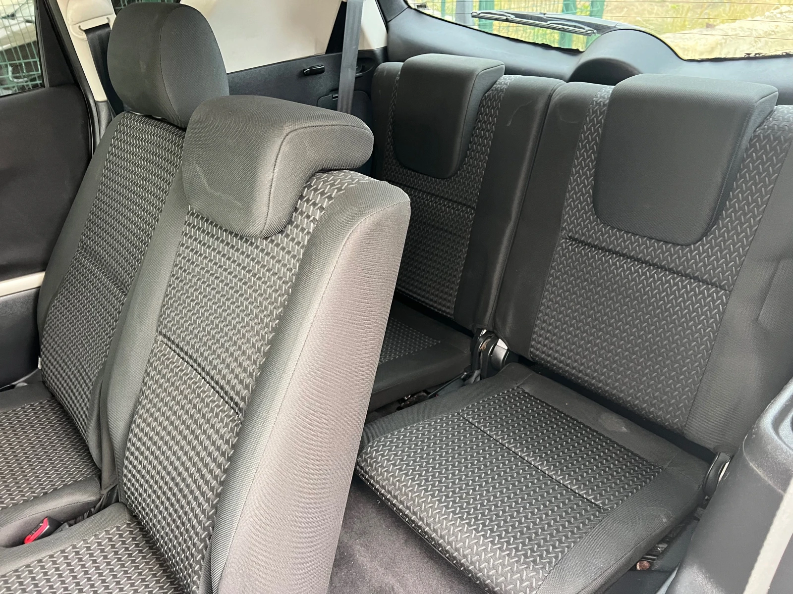 Toyota Corolla verso 2.2D4D/136p.s-Facelift/7 mesten - изображение 10