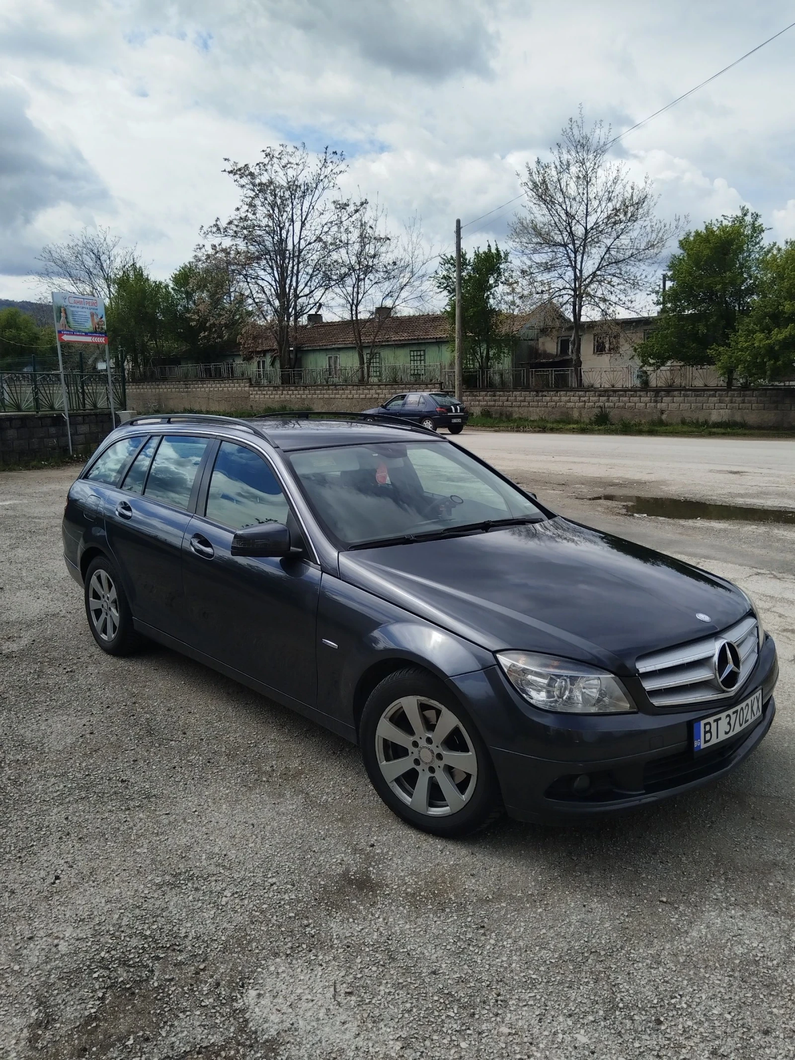 Mercedes-Benz C 200 Клмби - изображение 4