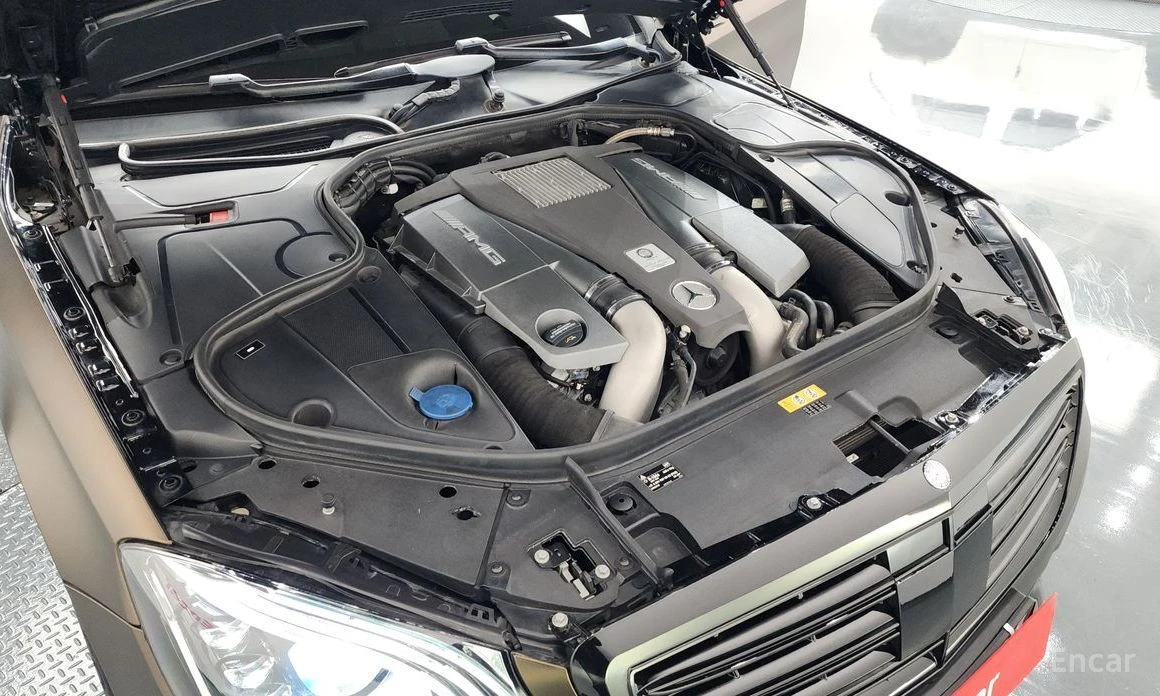 Mercedes-Benz SL 63 AMG  - изображение 6