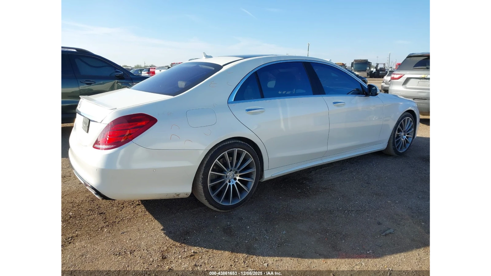 Mercedes-Benz S 550  - изображение 7