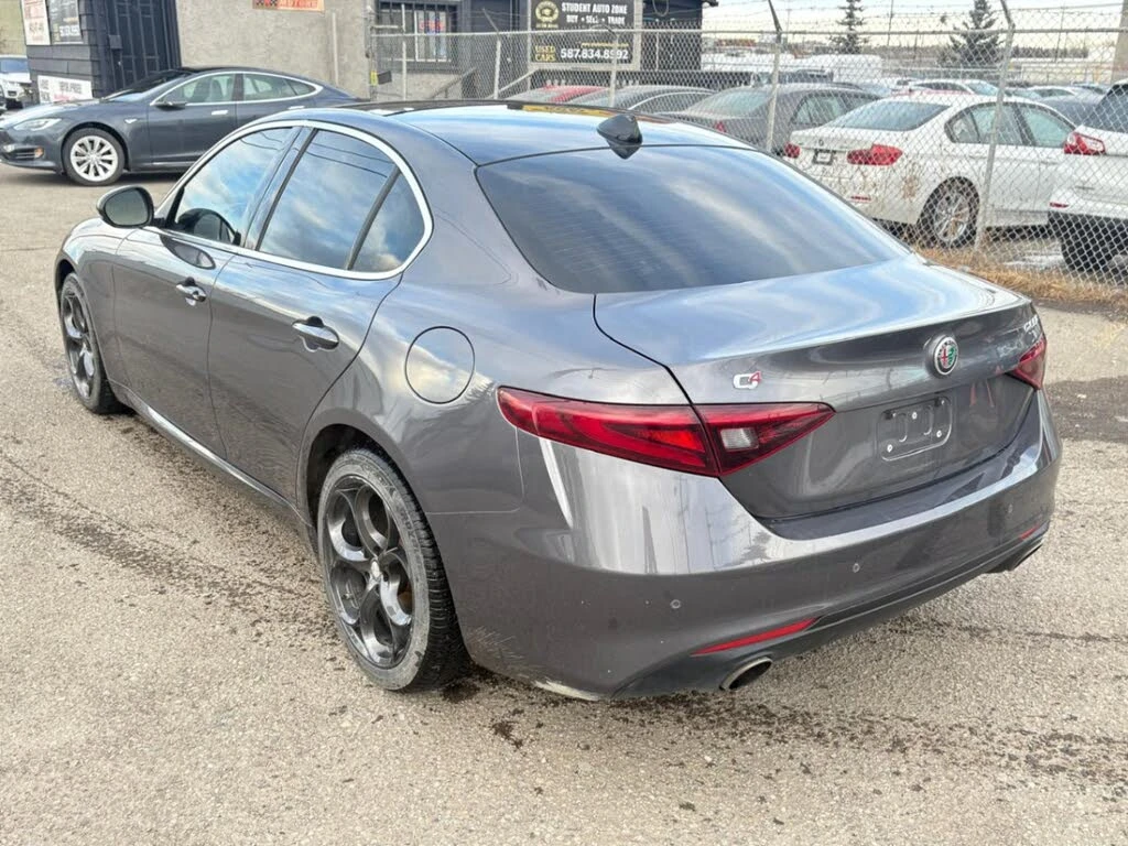 Alfa Romeo Giulia Ti AWD * АвтоКредит* (ЦЕНА ДО БГ) - изображение 5