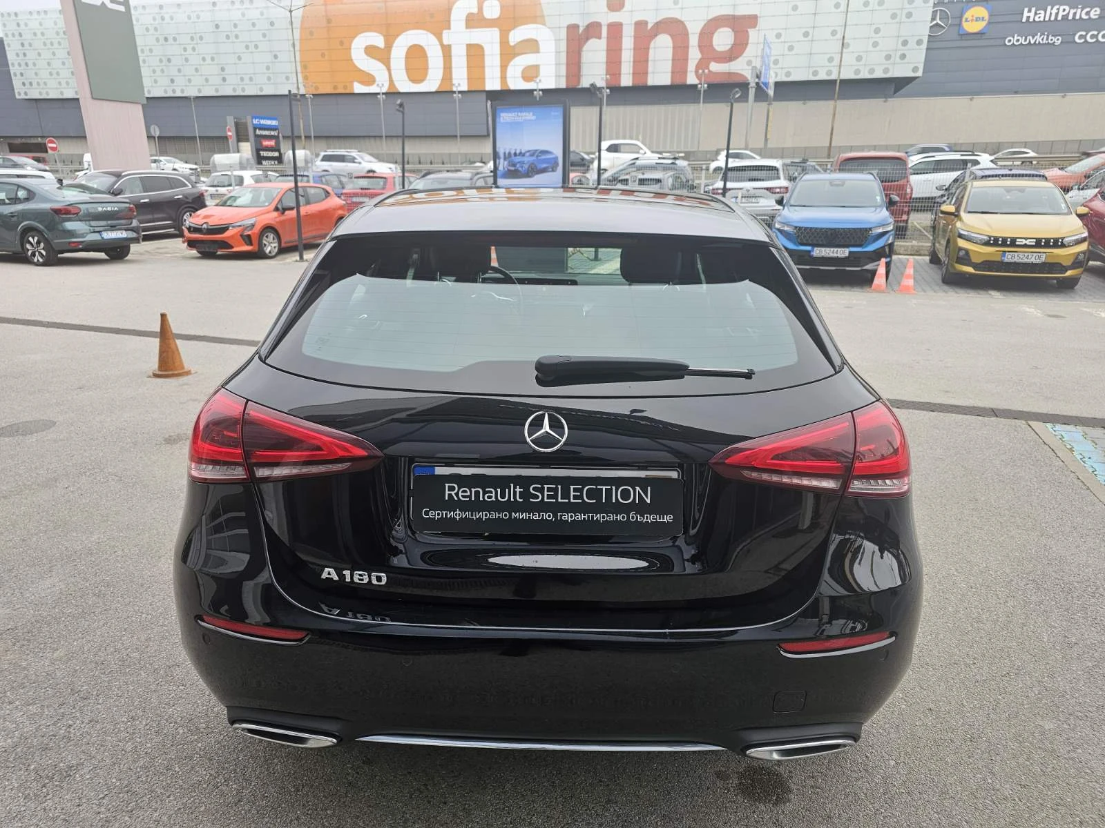 Mercedes-Benz A 180 1.3 TCe 136 hp, снимка 5 - Автомобили и джипове - 54124122