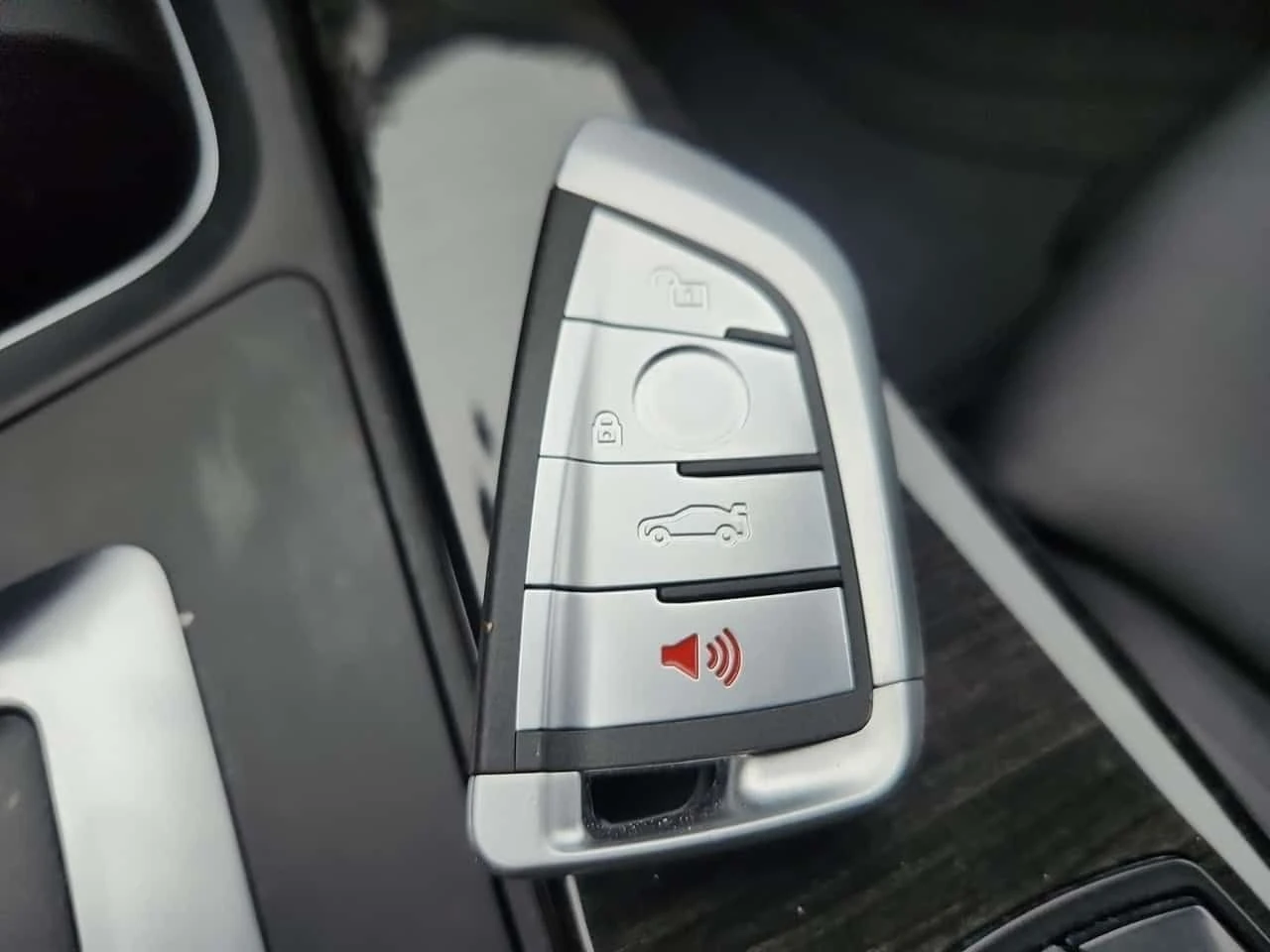 BMW 330 * XDRIVE * CARFAX * , снимка 9 - Автомобили и джипове - 54340795