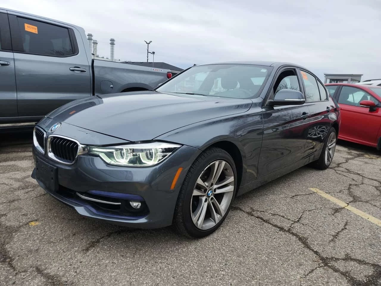 BMW 330 * XDRIVE * CARFAX * 