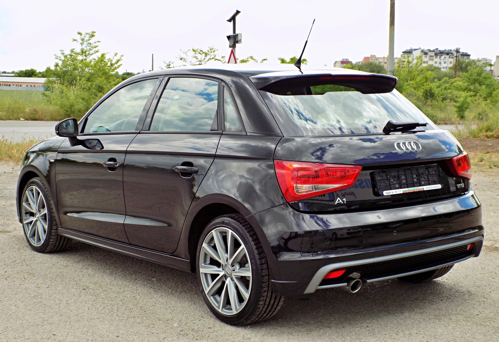 Audi A1 1.2T/S line/NAVi/РЕАЛНИ КМ, снимка 5 - Автомобили и джипове - 54610556