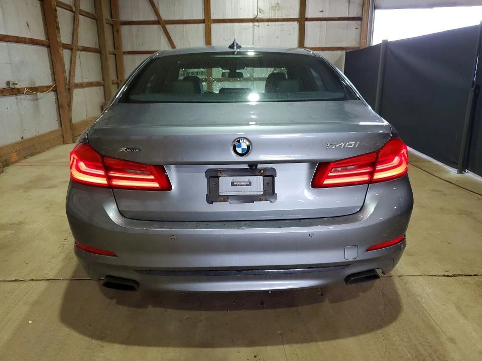 BMW 520, снимка 6 - Автомобили и джипове - 54656113