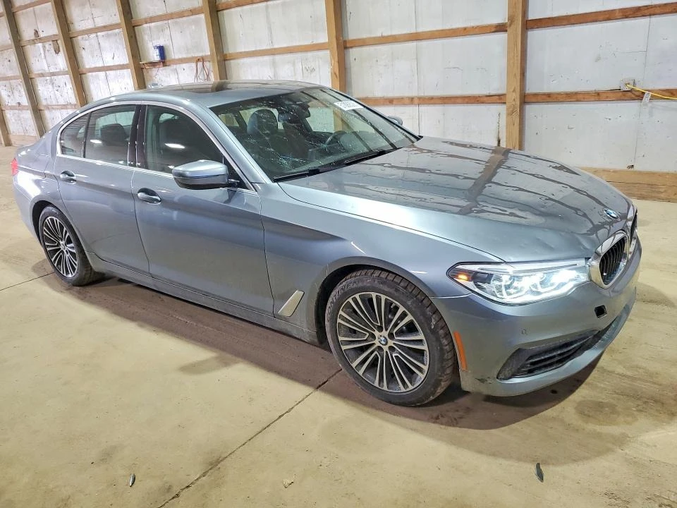 BMW 520, снимка 4 - Автомобили и джипове - 54656113