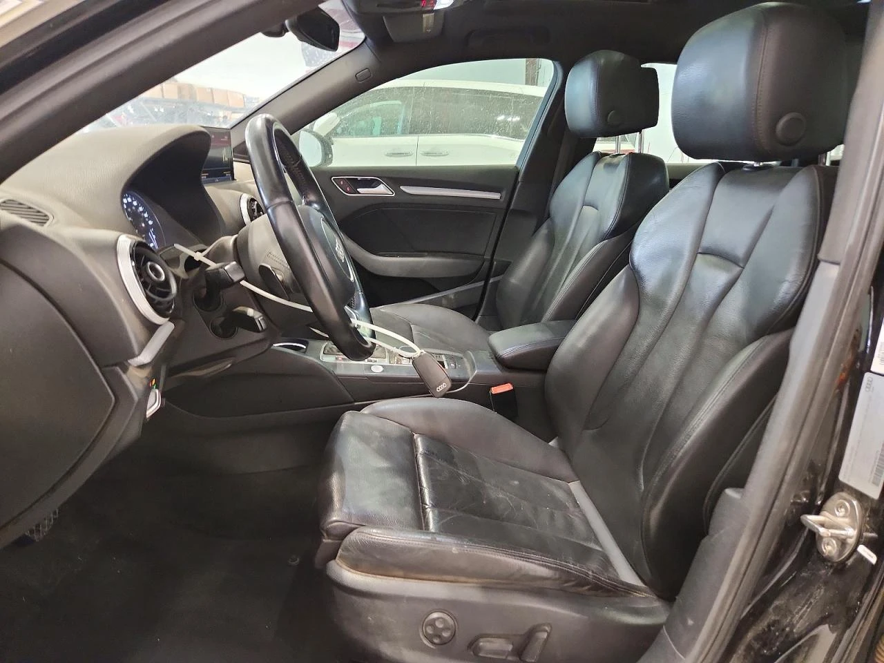 Audi A3 1.4l E-Tron Premium Plus, снимка 7 - Автомобили и джипове - 54705252