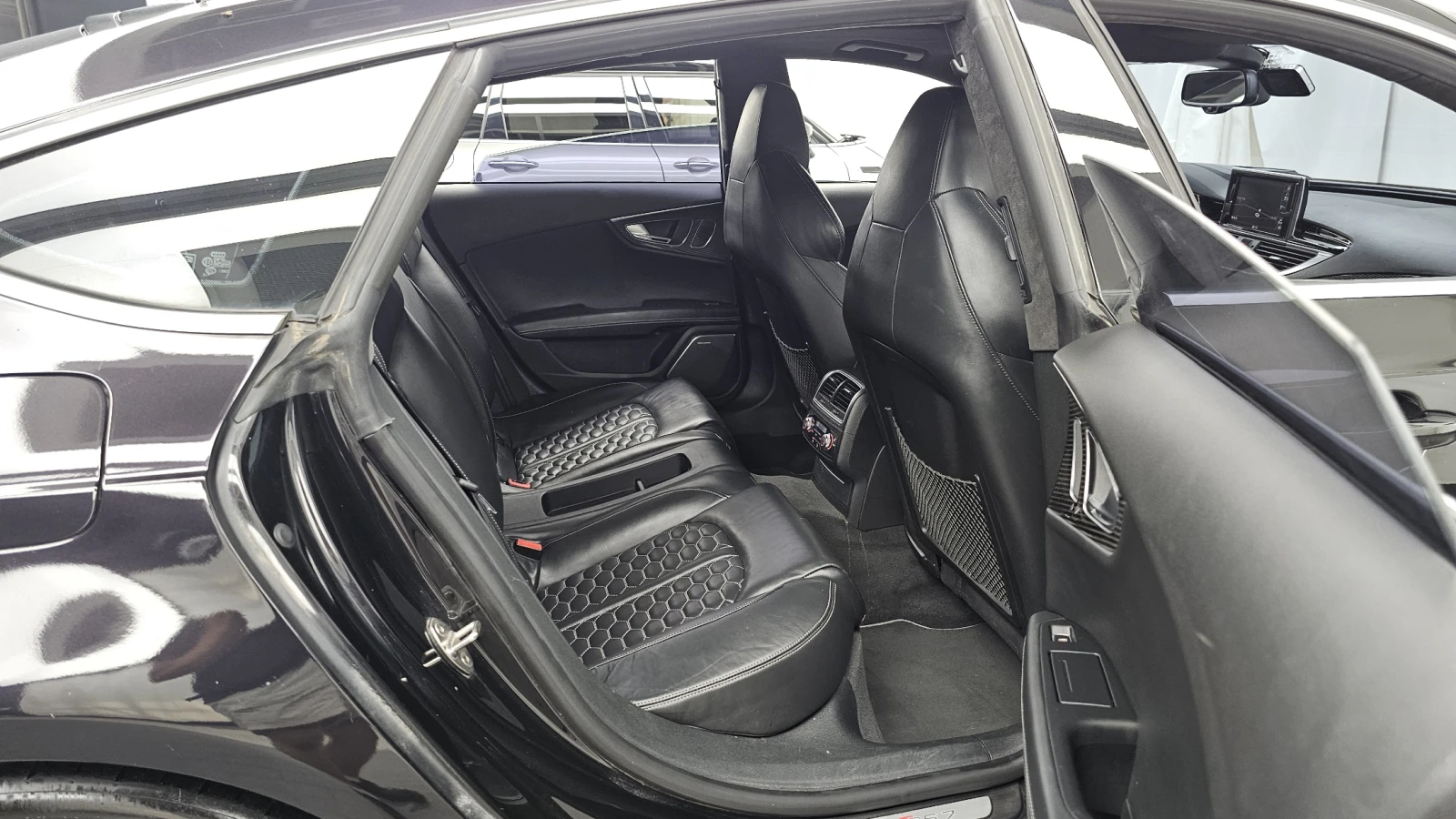 Audi Rs7 ЕЛ. БАГАЖНИК* HUD* ЛЮК* ПОДГРЕВ ВОЛАН* КРАЙНА ЦЕНА, снимка 12 - Автомобили и джипове - 55496044