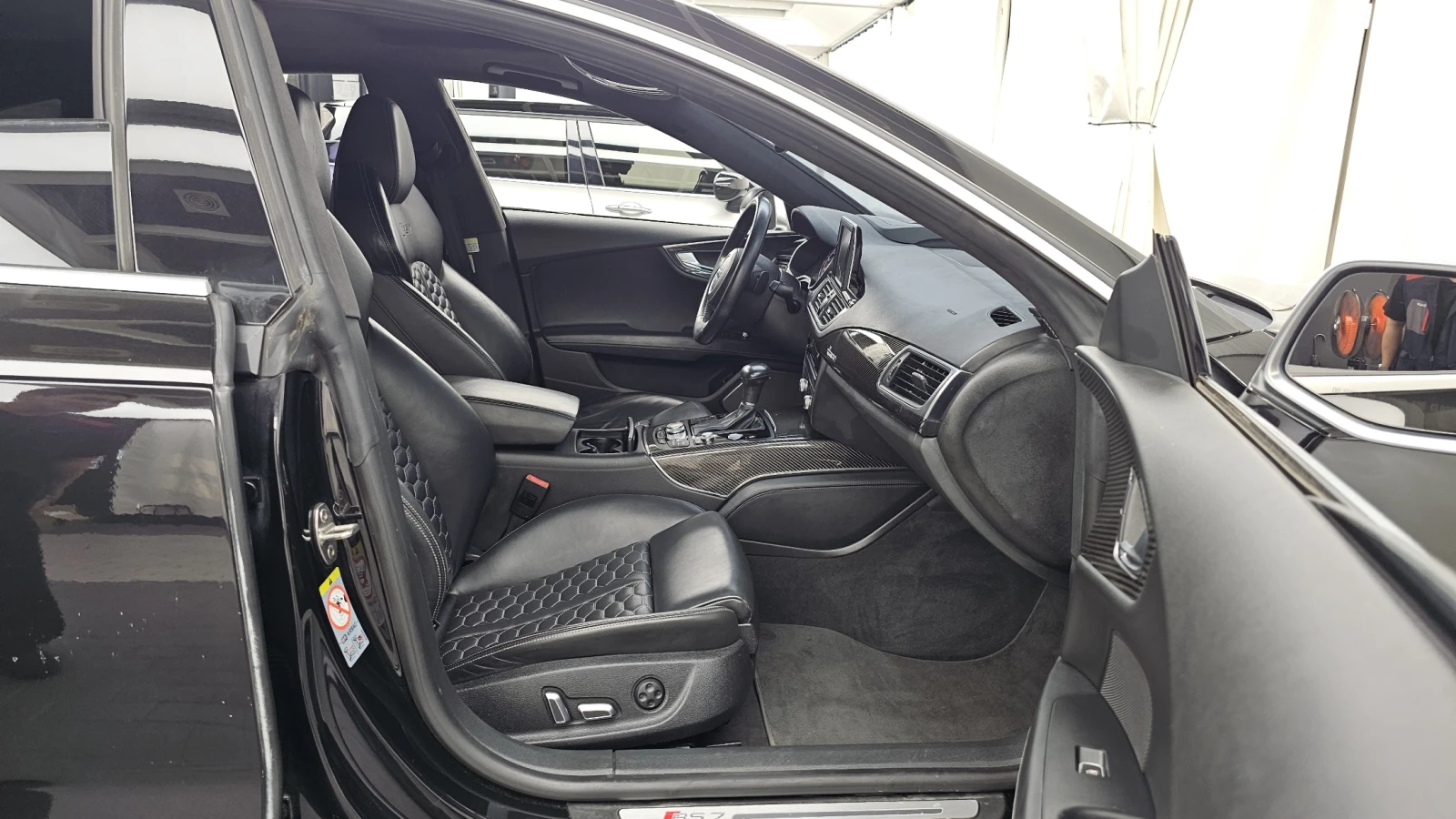 Audi Rs7 ЕЛ. БАГАЖНИК* HUD* ЛЮК* ПОДГРЕВ ВОЛАН* КРАЙНА ЦЕНА, снимка 11 - Автомобили и джипове - 55496044