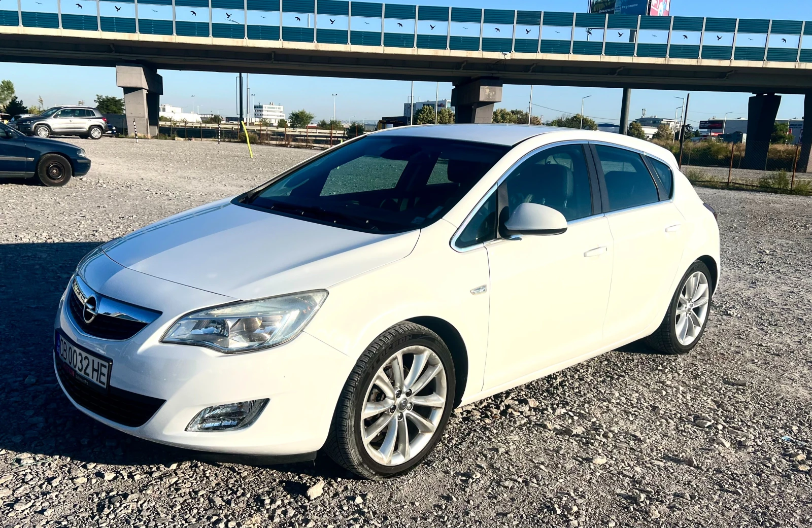 Opel Astra  J 1.4 Turbo, 2011г, 154 600km,  Cosmo 