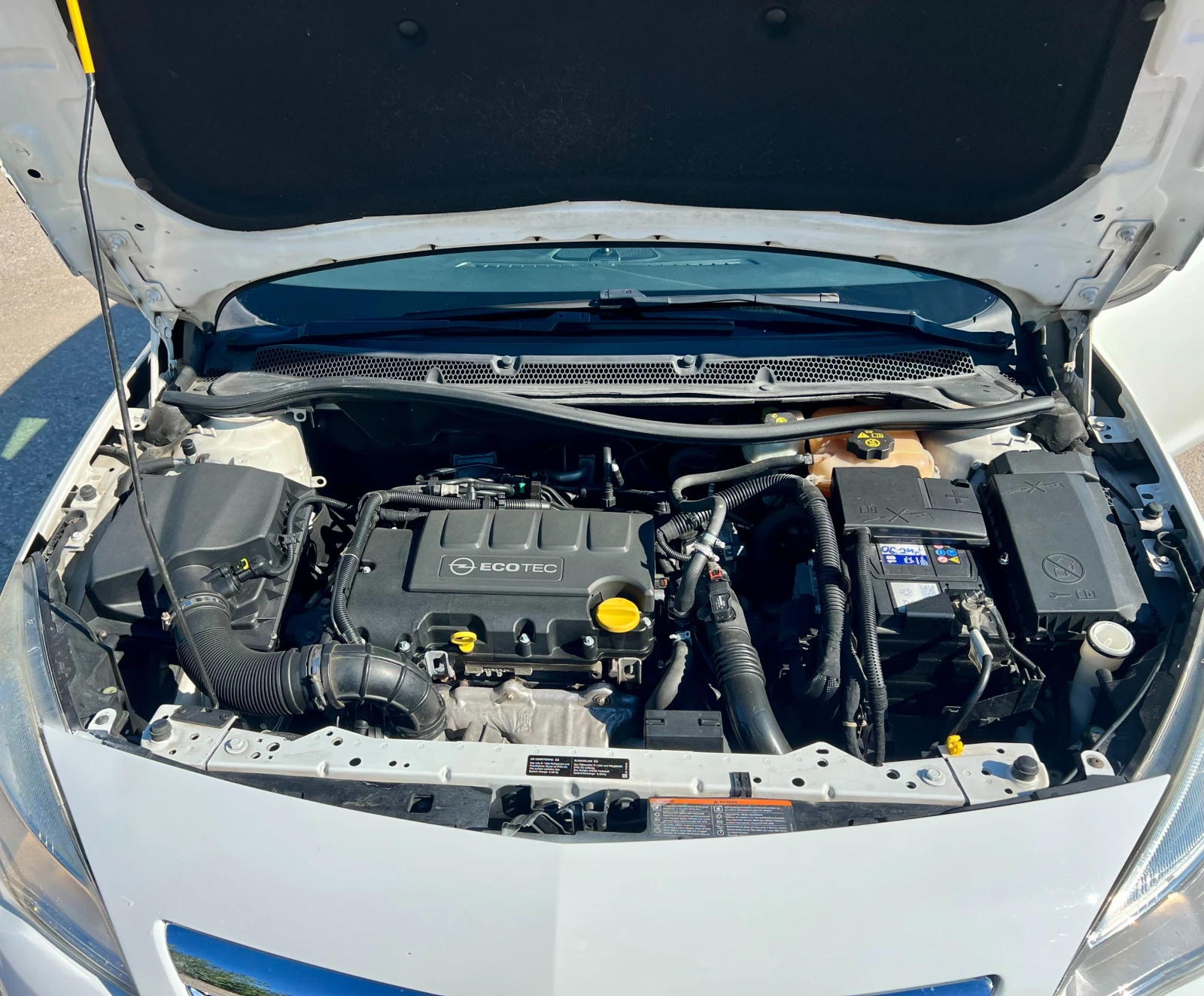 Opel Astra  J 1.4 Turbo, 2011г, 154 600km,  Cosmo , снимка 15 - Автомобили и джипове - 55515807