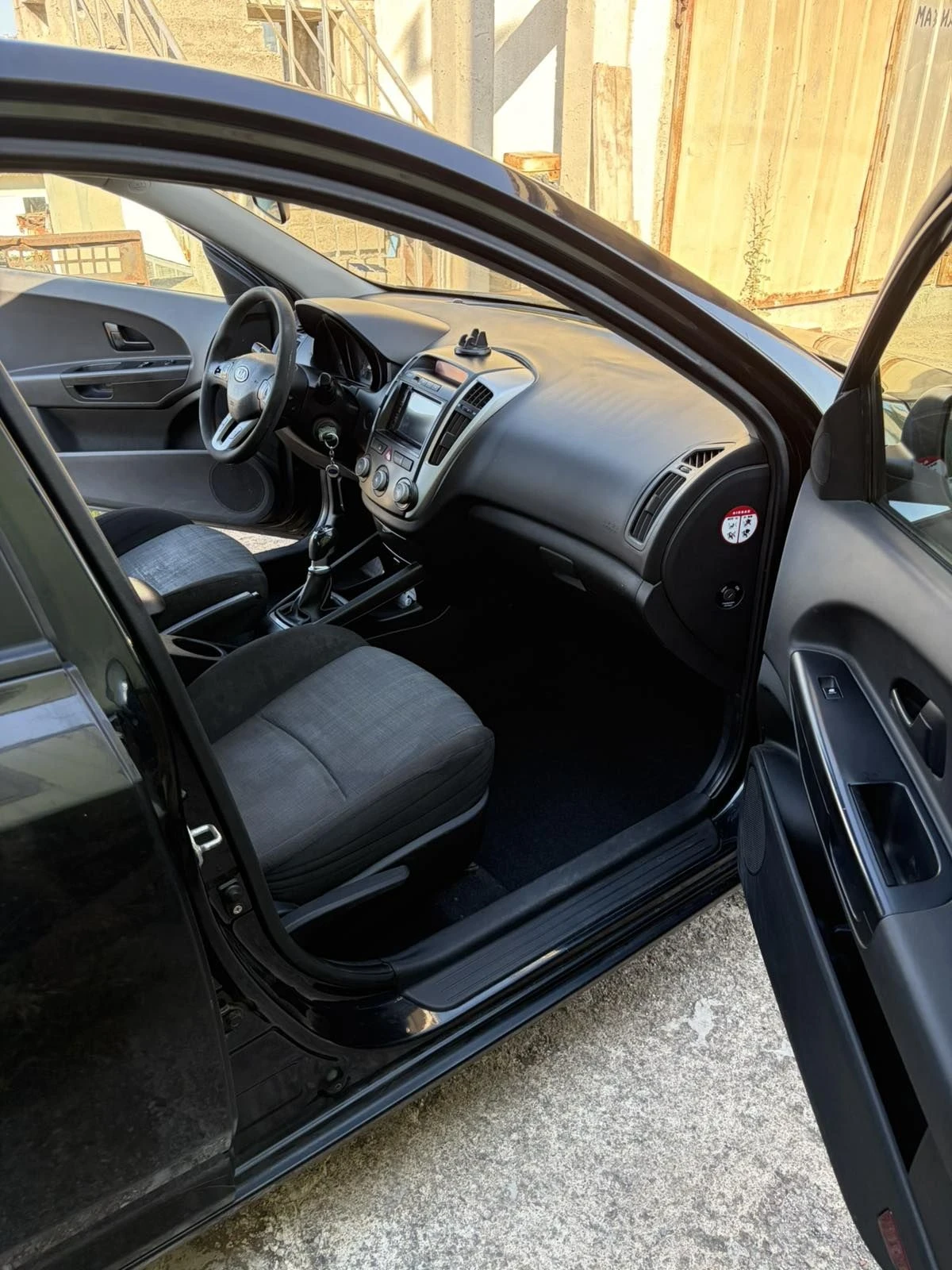 Kia Ceed FACE LIFT 117кс. 2010, снимка 7 - Автомобили и джипове - 55688487