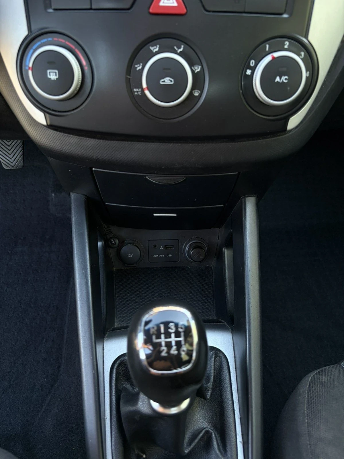 Kia Ceed FACE LIFT 117кс. 2010, снимка 13 - Автомобили и джипове - 55688487