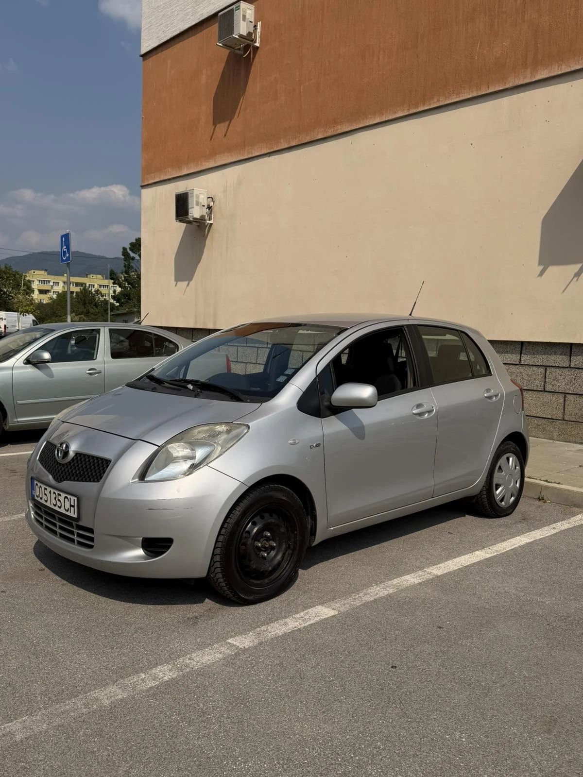 Toyota Yaris D4D, снимка 10 - Автомобили и джипове - 55717552
