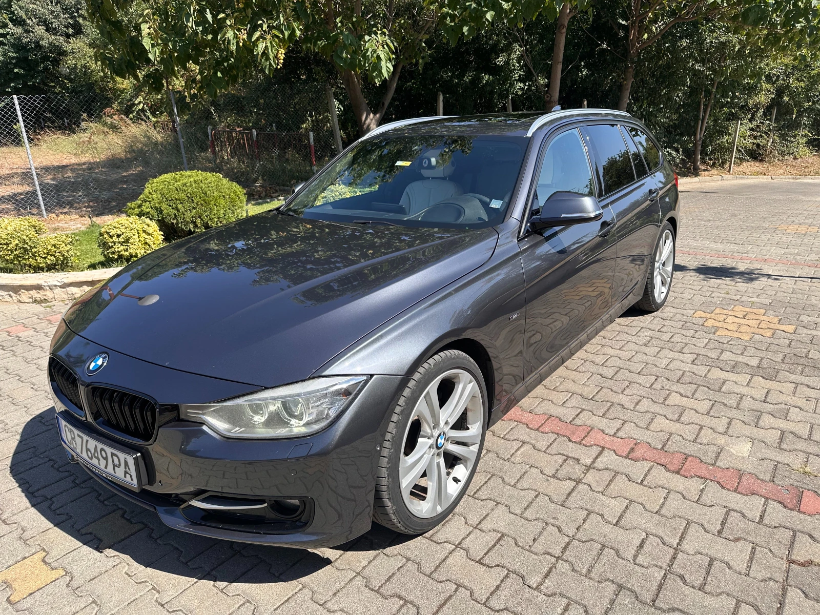 BMW 320 F31 Sport Line, снимка 3 - Автомобили и джипове - 55740258