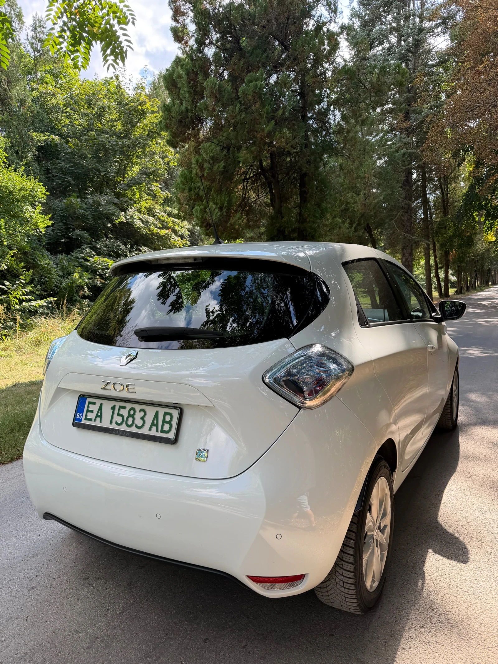 Renault Zoe, снимка 4 - Автомобили и джипове - 55952769